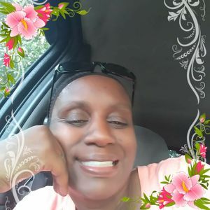 Meet your Posher, Denise